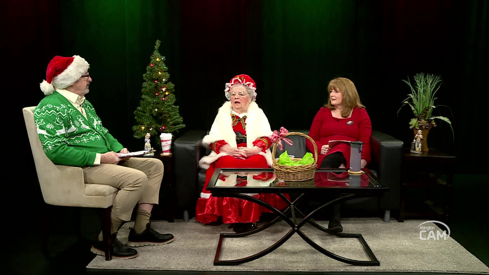 The Gig Show featuring Mrs. Clause & Michele Coyle, Abington Celebrates