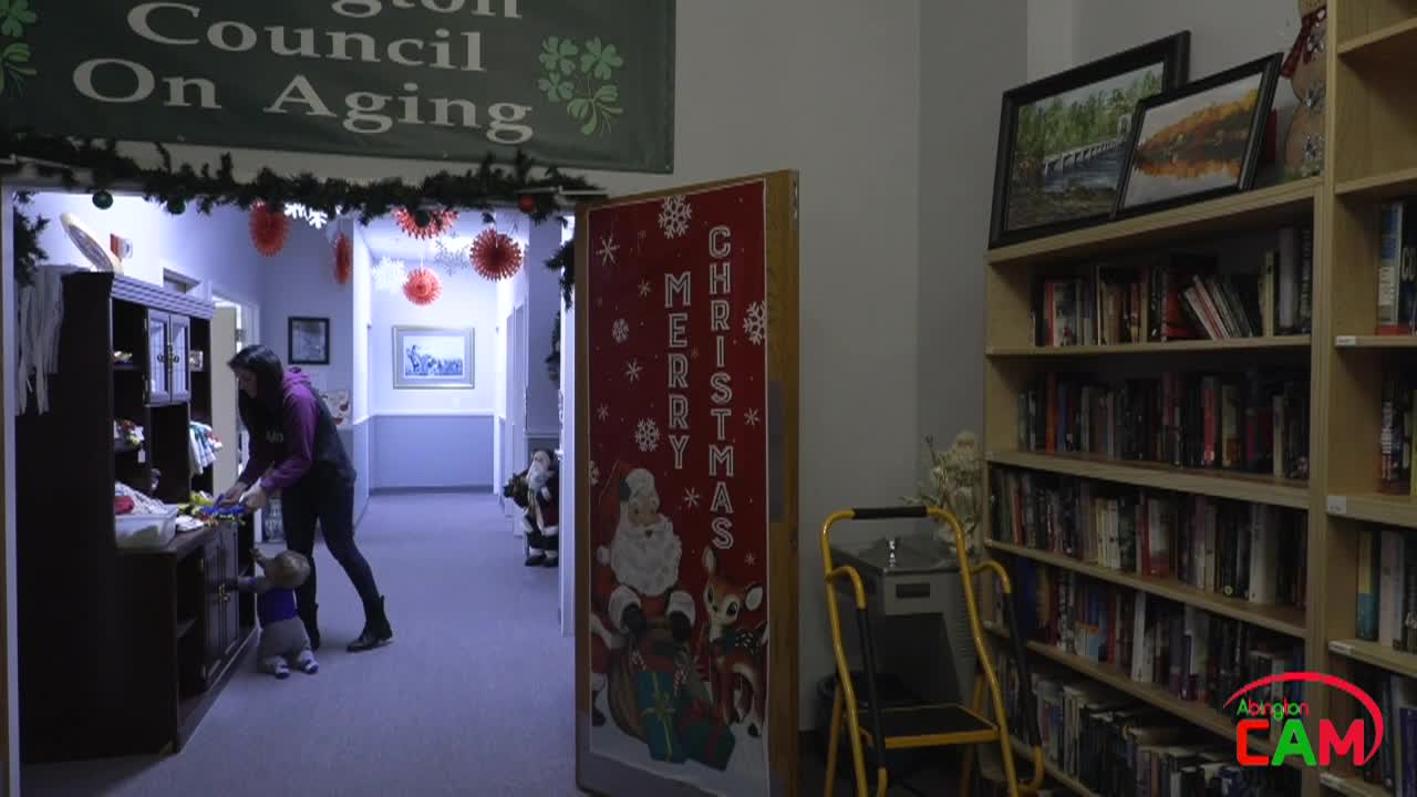 Santa at Abington COA 2024