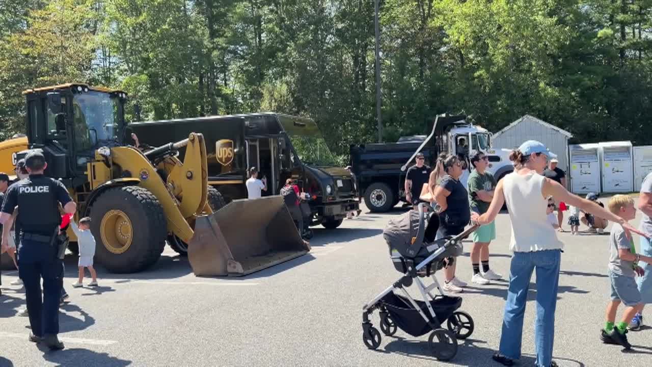 Abington Public Library Touch a Truck '26